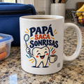 Papá saca sonrisas — Taza para papá dentista | Cerámica blanca 11oz